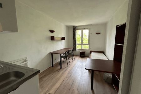 appartement 1 pièce à louer CERGY ST CHRISTOPHE 95800 18.4 m²