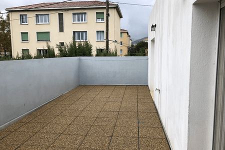 appartement 3 pièces à louer MARSEILLE 9ᵉ 13009 65.2 m²