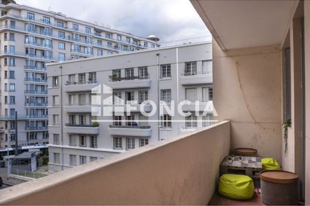 Vue n°3 Appartement 3 pièces à vendre - LYON 6ème (69006) - 53 m²
