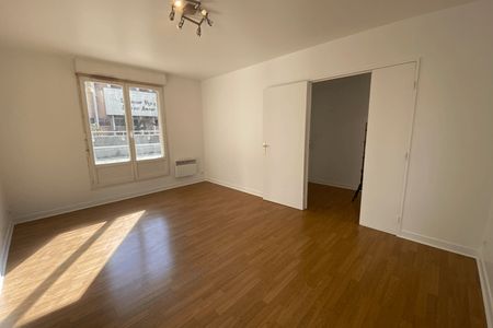 Appartement a louer  - 2 pièce(s) - 47.8 m2 - Surfyn