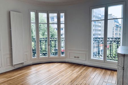 appartement-meuble 3 pièces à louer PARIS 15ᵉ 75015 63.6 m²