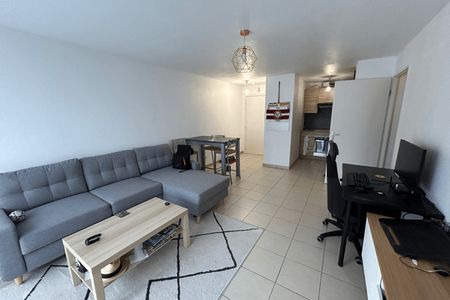 Vue n°2 Appartement 2 pièces T2 F2 à louer - Le Haillan (33185)