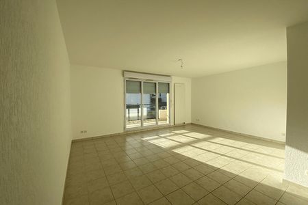 appartement 3 pièces à louer SAINT GENIS POUILLY 01630 69.5 m²