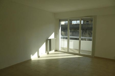 appartement 4 pièces à louer NIMES 30000 77 m²