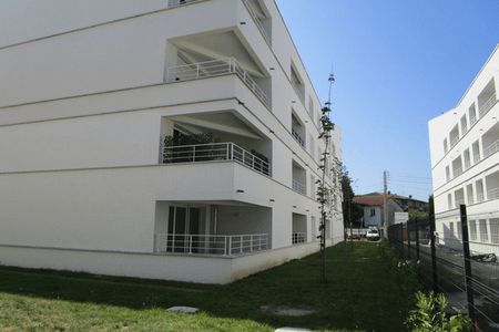 Vue n°2 Appartement 3 pièces T3 F3 à louer - Toulouse 2ᵉ (31200)