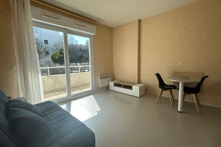 appartement-meuble 1 pièce à louer LA ROCHELLE 17000 21.3 m²