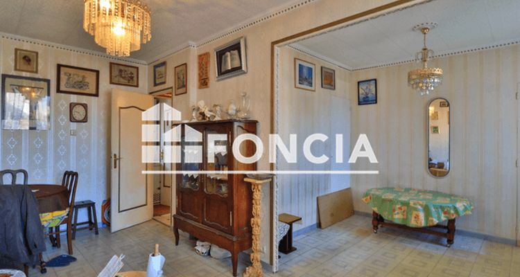 Vue n°1 Appartement 5 pièces à vendre - Toulon (83100) 150 000 €