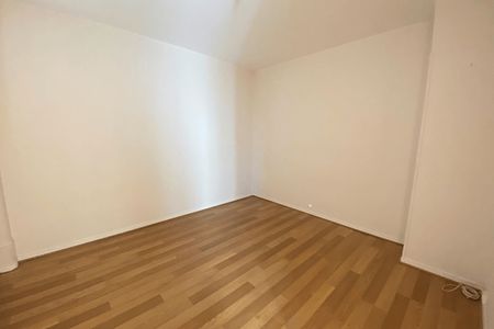 Vue n°3 Appartement 4 pièces T4 F4 à louer - Limoges (87100)