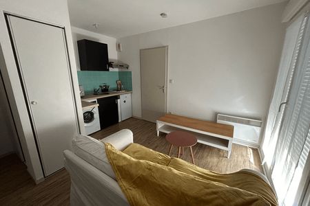 appartement-meuble 2 pièces à louer LA ROCHE SUR YON 85000 26.6 m²