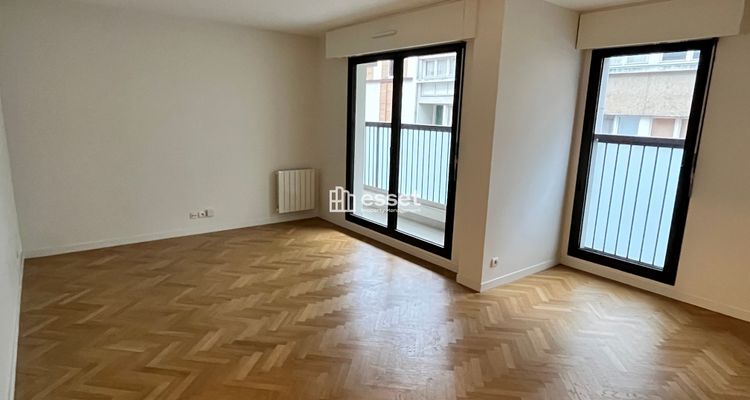 Appartement a louer paris-15e-arrondissement - 4 pièce(s) - 89 m2 - Surfyn