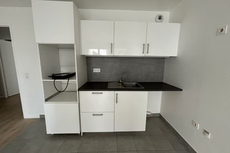 Vue n°3 Appartement 3 pièces T3 F3 à louer - Fontenay Le Fleury (78330)