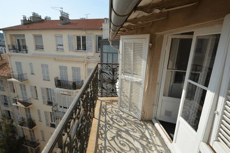 appartement 2 pièces à louer NICE 06000 32.3 m²