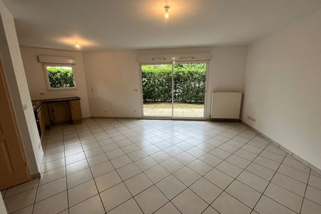 Vue n°3 Appartement 2 pièces T2 F2 à louer - Vetraz - Monthoux (74100)