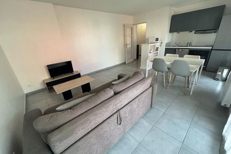 Vue n°3 Appartement meublé 2 pièces T2 F2 à louer - Meyzieu (69330)