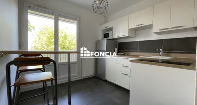 appartement-meuble 2 pièces à louer RILLIEUX-LA-PAPE 69140 47.59 m²