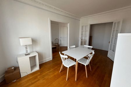 Vue n°3 Appartement meublé 3 pièces T3 F3 à louer - Clamart (92140)