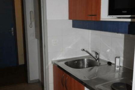 appartement-meuble 1 pièce à louer FONTAINE 38600