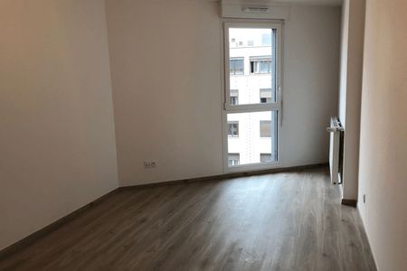 Vue n°2 Appartement 2 pièces T2 F2 à louer - Saint Etienne (42000)