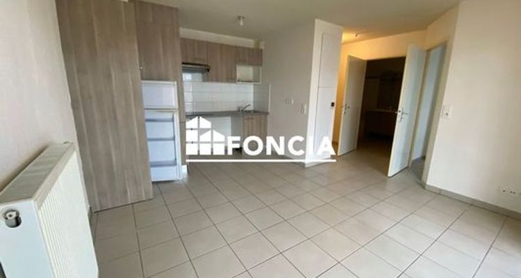 appartement 3 pièces à louer CENON 33150 52.02 m²