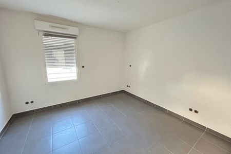 Vue n°3 Appartement 4 pièces T4 F4 à louer - Marseille 5ᵉ (13005)