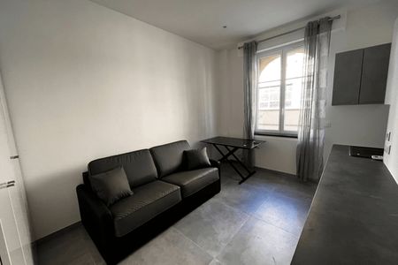 appartement-meuble 1 pièce à louer NICE 06000 20.7 m²