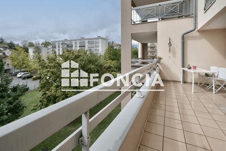 appartement 3 pièces à vendre FERNEY VOLTAIRE 01210 80.12 m²