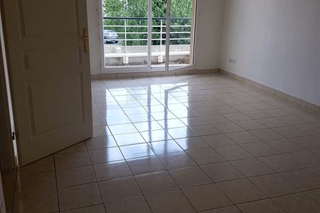 Vue n°2 Appartement 2 pièces T2 F2 à louer - Ecouen (95440)