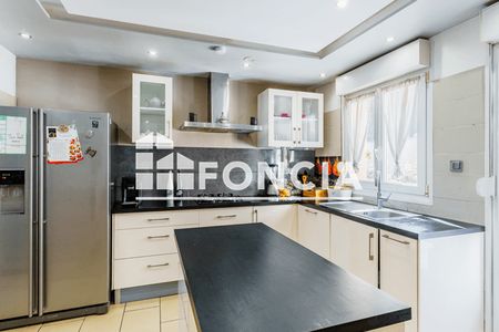 Vue n°3 Maison 7 pièces T7 F7 à vendre - Creutzwald (57150)