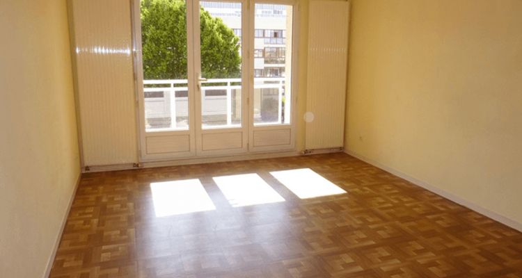 appartement 2 pièces à louer LA ROCHE SUR YON 85000 55 m²