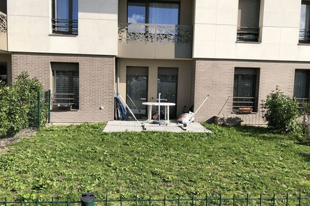 Vue n°2 Appartement 2 pièces T2 F2 à louer - Saint-cyr-l'ecole (78210)