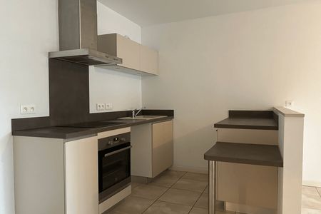 Vue n°2 Appartement 2 pièces T2 F2 à louer - Oloron Sainte Marie (64400)