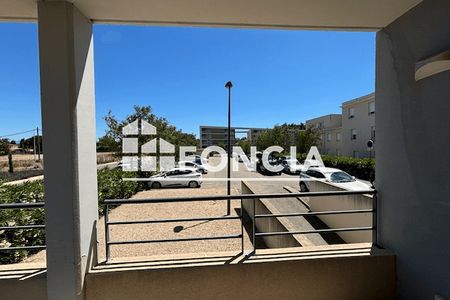 Vue n°2 Appartement 3 pièces T3 F3 à vendre - Avignon (84140)