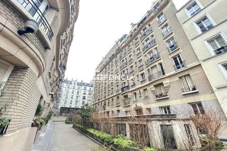 appartement 1 pièce à louer PARIS 18ᵉ 75018 27.09 m²