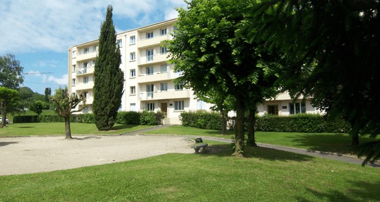 Vue n°1 Appartement 3 pièces T3 F3 à louer - Bourgoin Jallieu (38300)