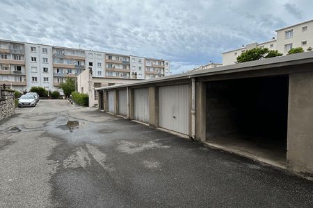 Vue n°3 Parking à louer - Valence (26000)