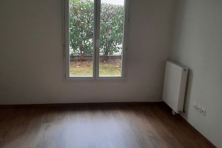 Vue n°3 Appartement 2 pièces T2 F2 à louer - Saint Leu La Foret (95320)