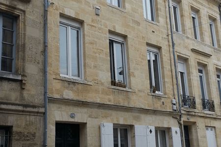 Vue n°3 Appartement 3 pièces T3 F3 à louer - Bordeaux (33000)