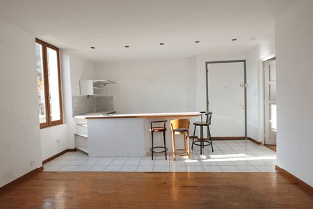 appartement 2 pièces à louer LA TRONCHE 38700 47.4 m²
