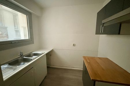 Vue n°3 Appartement 3 pièces T3 F3 à louer - Paris 15ᵉ (75015)