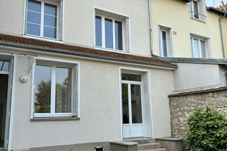 Vue n°3 Maison 6 pièces T6 F6 à louer - Chartres (28000)