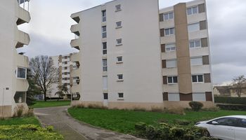 parking  à louer BOURGOIN JALLIEU 38300