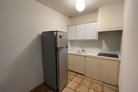 Vue n°3 Appartement 2 pièces T2 F2 à louer - Bordeaux (33000)