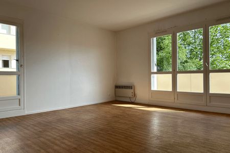 Vue n°2 Appartement 3 pièces T3 F3 à louer - Ouzouer Sur Loire (45570)