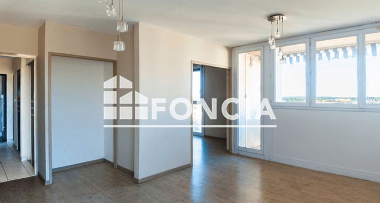 appartement 4 pièces à vendre Salon-de-Provence 13300 73.48 m²