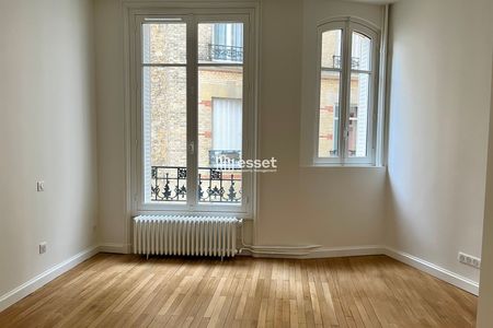 Appartement a louer paris-17e-arrondissement - 5 pièce(s) - 199 m2 - Surfyn