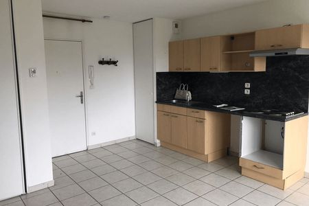 appartement 2 pièces à louer PERON 01630 34.6 m²