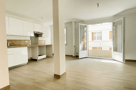appartement 3 pièces à louer TOULON 83000 58.8 m²