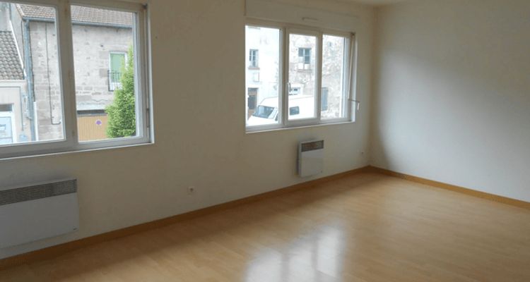appartement 2 pièces à louer RAZES 87640 48.7 m²