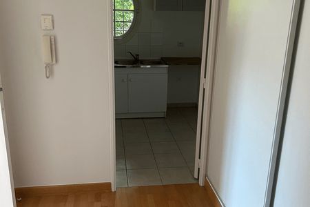 Vue n°2 Appartement 3 pièces T3 F3 à louer - Le Plessis Robinson (92350)