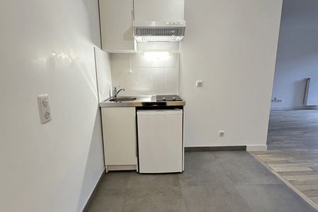Appartement a louer courbevoie - 1 pièce(s) - 38.9 m2 - Surfyn